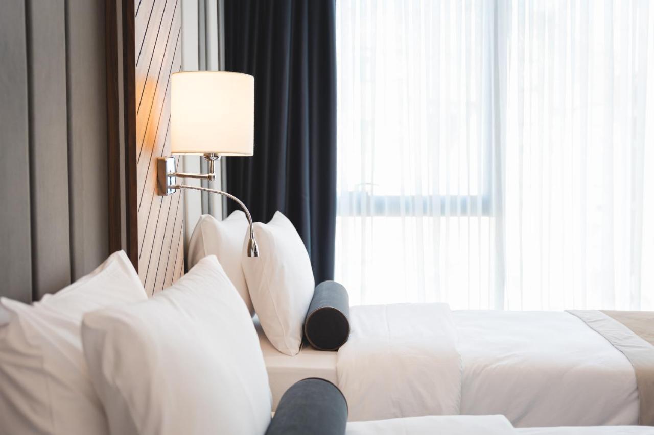 Bristol Hotel พอดโกริกา ภายนอก รูปภาพ