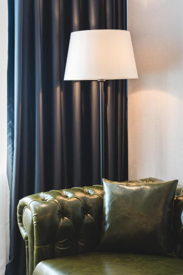 Bristol Hotel พอดโกริกา ภายนอก รูปภาพ